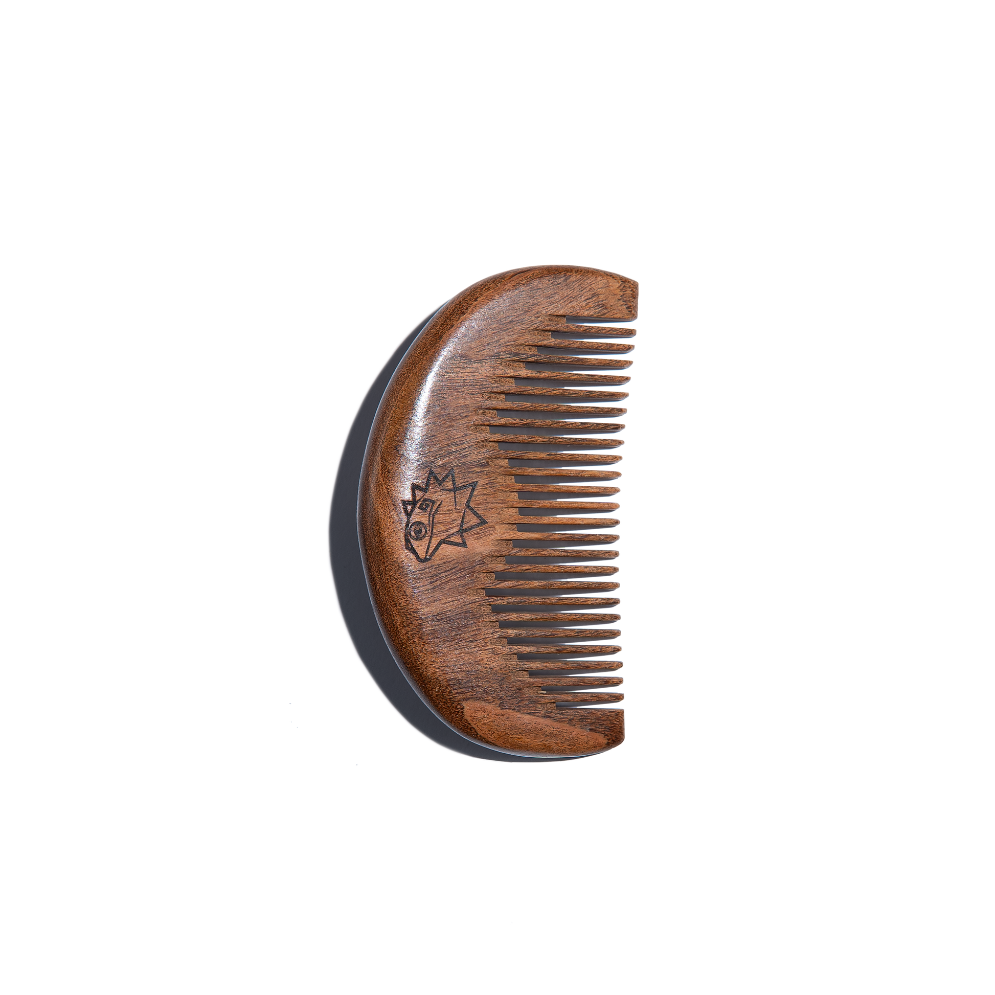 Wooden comb with a BEARDMATE logo engraved